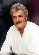 Ray Thomas, a founding member of the protean British rock group the Moody Blues, died on Thursday at his home in Surrey, south of London. He was 76.
His death was announced by his label, Esoteric Recordings/Cherry Red Records. The label did not specify the cause, but Mr. Thomas said in 2014 that he had prostate cancer